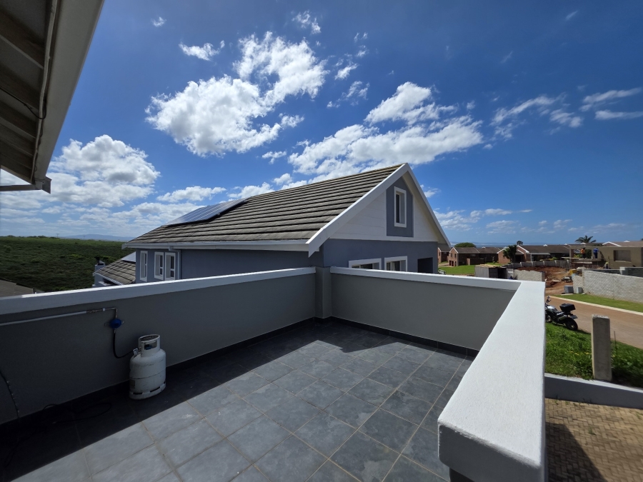 2 Bedroom Property for Sale in Wavecrest Eastern Cape